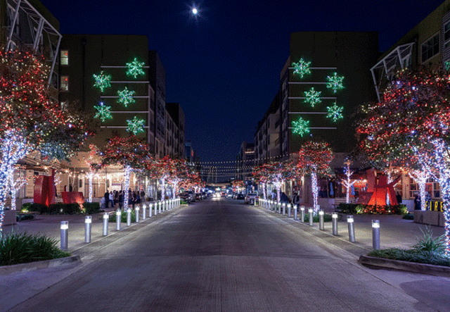 Decorating Artisan Circle on Crockett Row